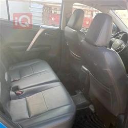 تۆیۆتا ڕاڤ 4